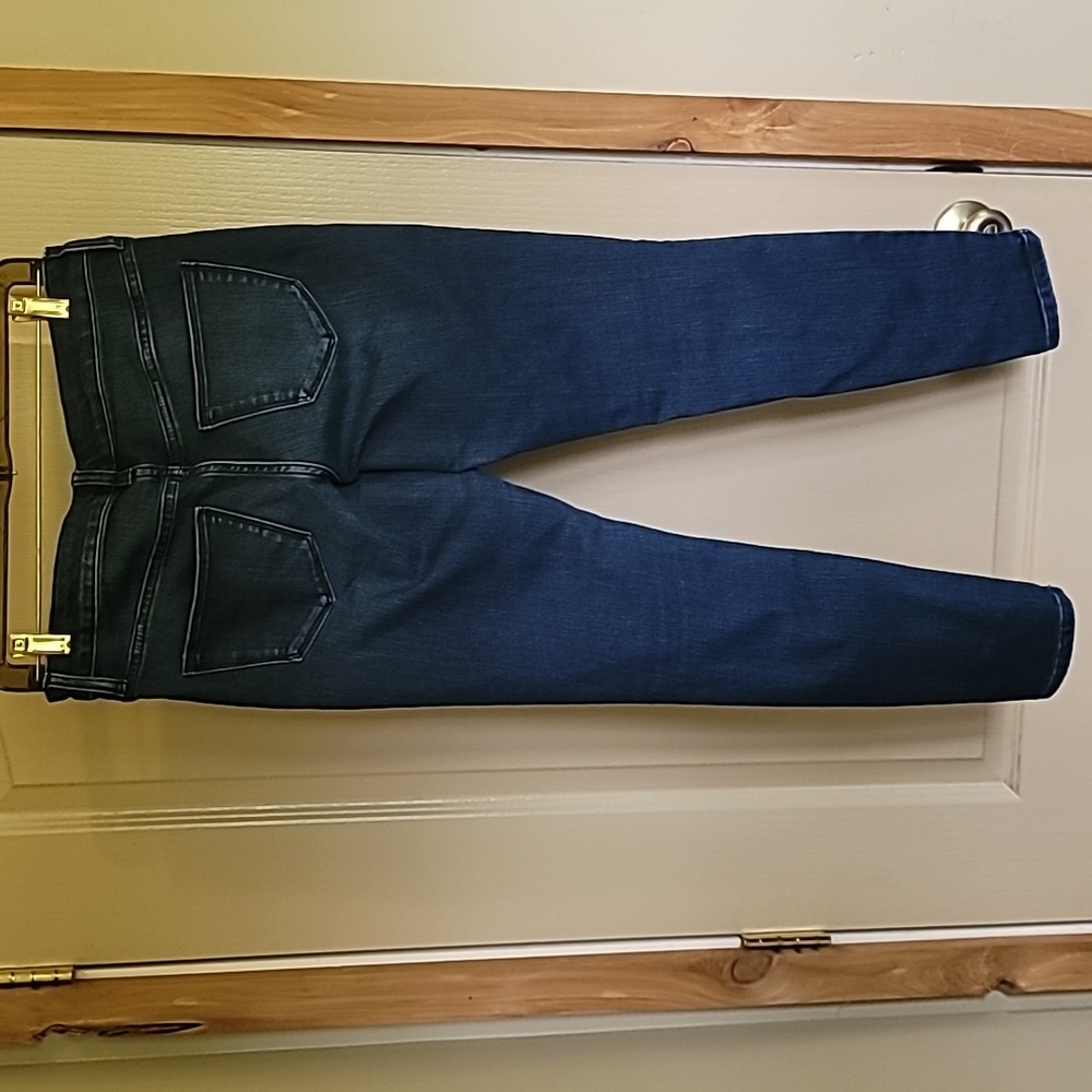 Universal Thread mid rise skinny jeans size 2 or 26s 71% cotton 27% polyester - Picture 3 of 6